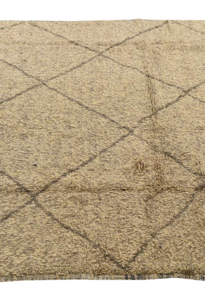 6' x 9' 2 Hand Knotted Moroccan Wool Rug