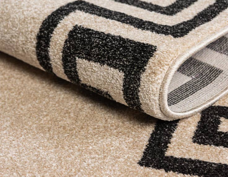 Detail image of 2' 7 x 10' Greek Key Runner Rug