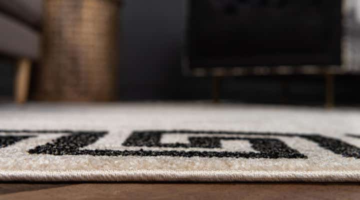 2' 7 x 10' Hera Runner Rug