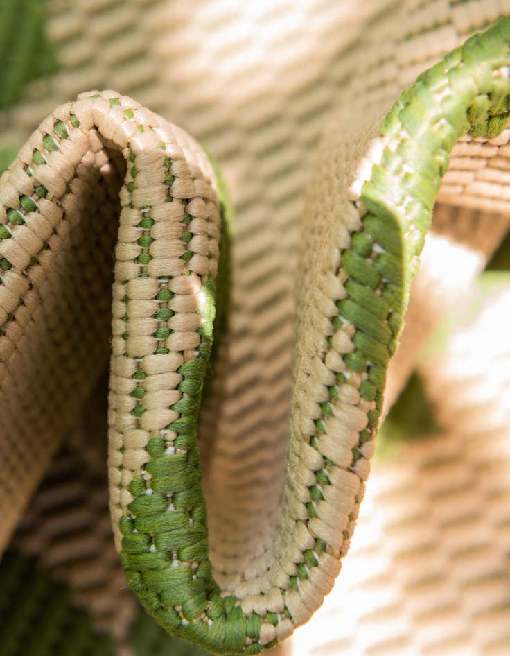 Detail image of 6' x 6' Washable Lattice Indoor / Outdoor Square Rug