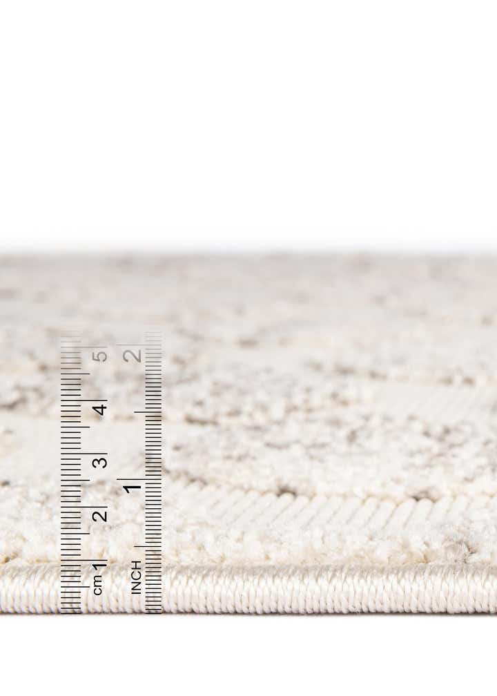 2' x 3' Easy-Clean Sabrina Soto Indoor / Outdoor Rug