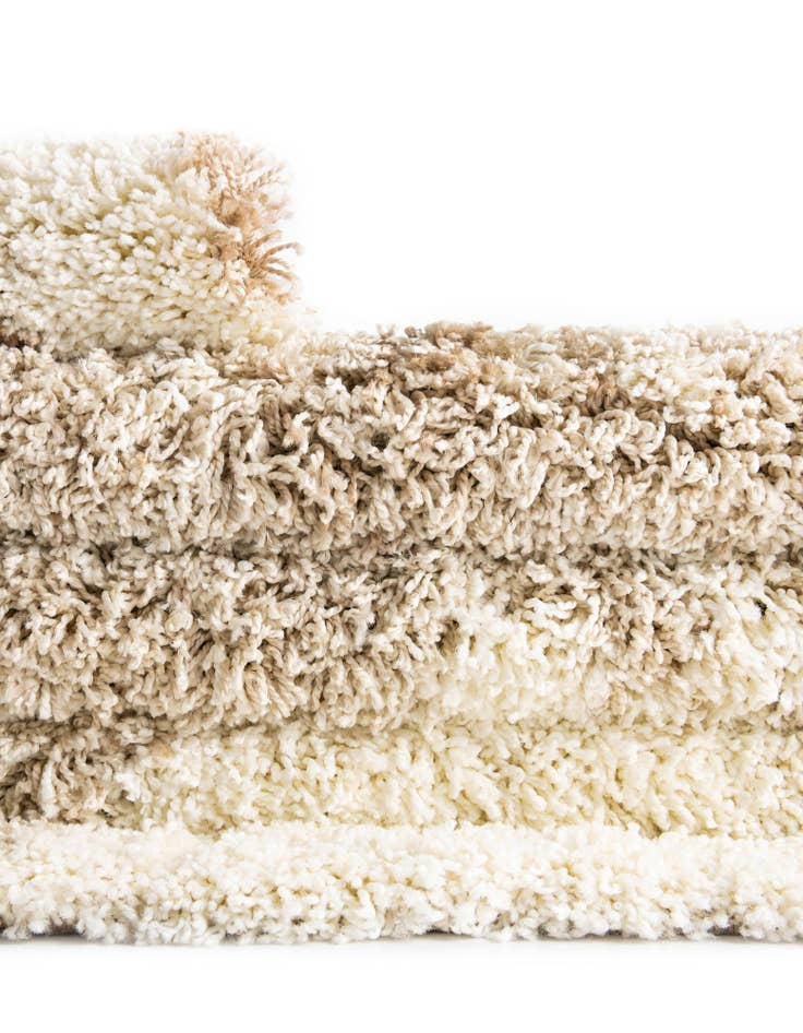 Detail image of 5' 3 x 8' Soft Touch Shag Rug
