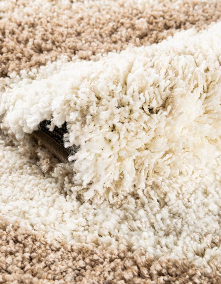 Detail image of 5' 3 x 8' Soft Touch Shag Rug