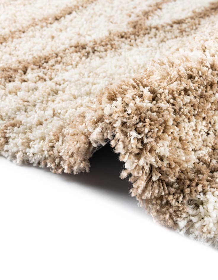 Detail image of 5' 3 x 8' Soft Touch Shag Rug