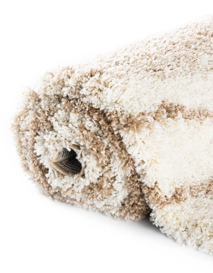 Detail image of 5' 3 x 8' Soft Touch Shag Rug