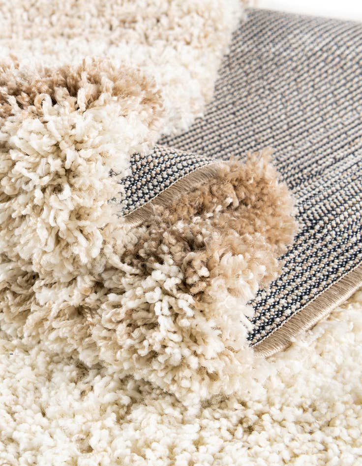Detail image of 5' 3 x 8' Soft Touch Shag Rug