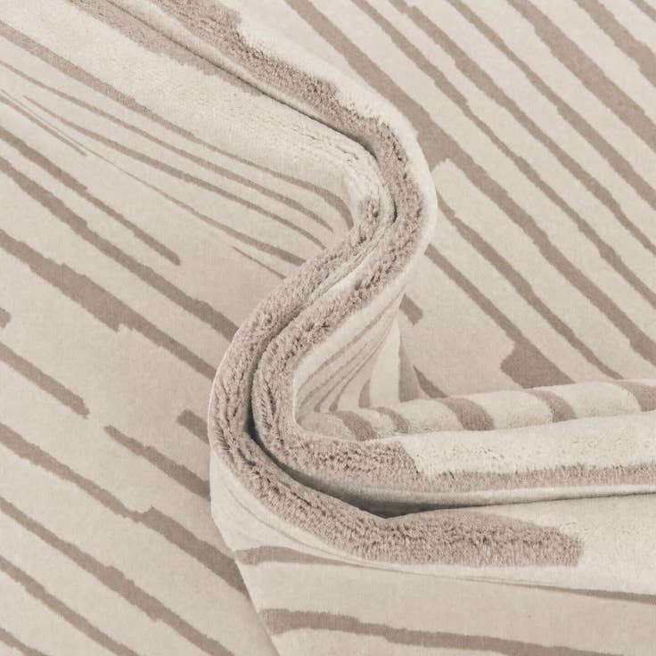 Detail image of 10' x 13' Uptown Rug