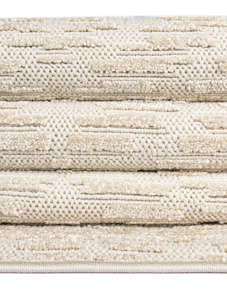 Detail image of 3' x 3'  Washable Sabrina Soto Indoor / Outdoor Round Rug