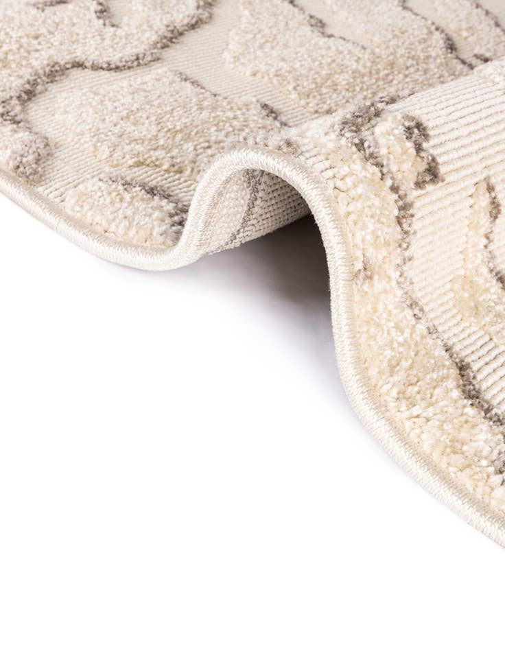 Detail image of 2' 7 x 12'  Washable Sabrina Soto Indoor / Outdoor Runner Rug