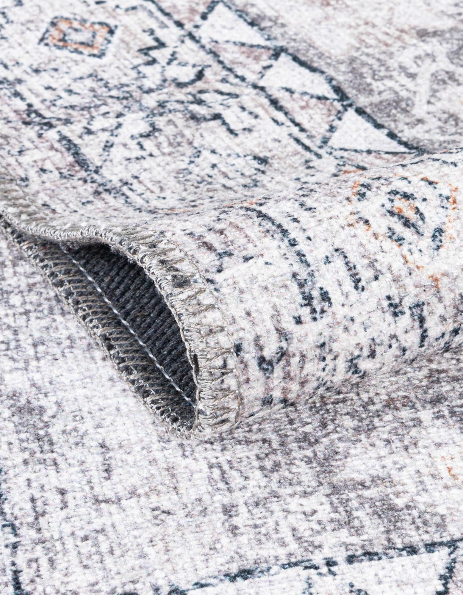 2' 7 x 10' Yara Runner Rug