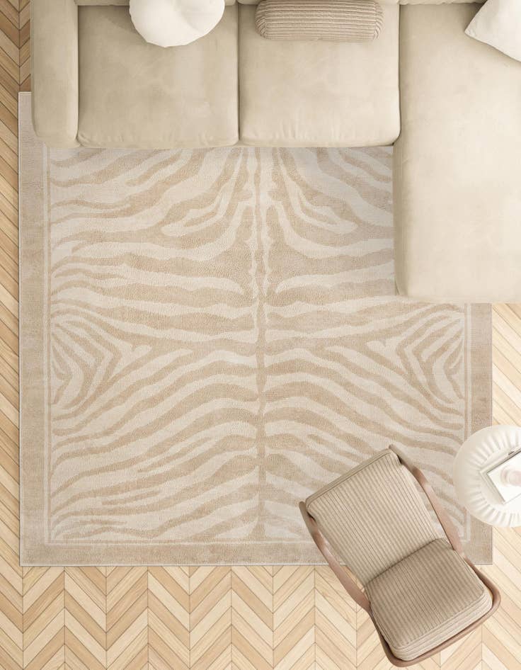 Detail image of 7' 10 x 7' 10 Safari Square Rug