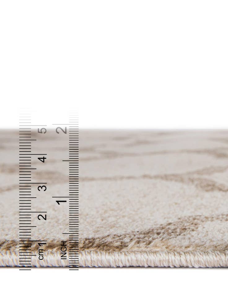 Detail image of 5' 3 x 8' Lattice Rug