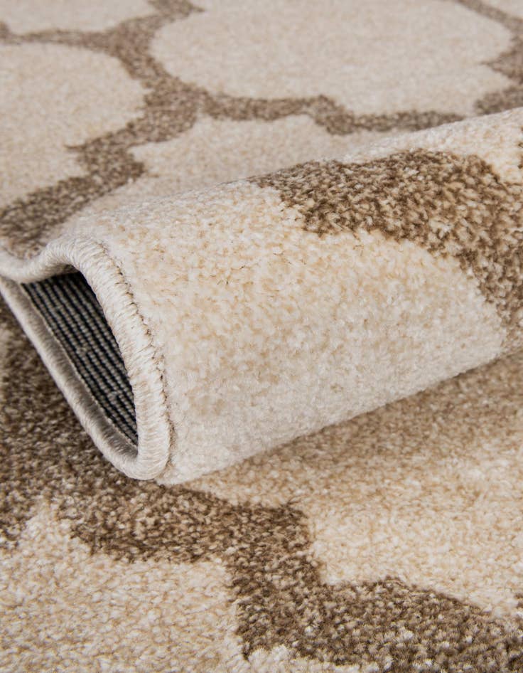 Detail image of 4' x 6' Lattice Rug