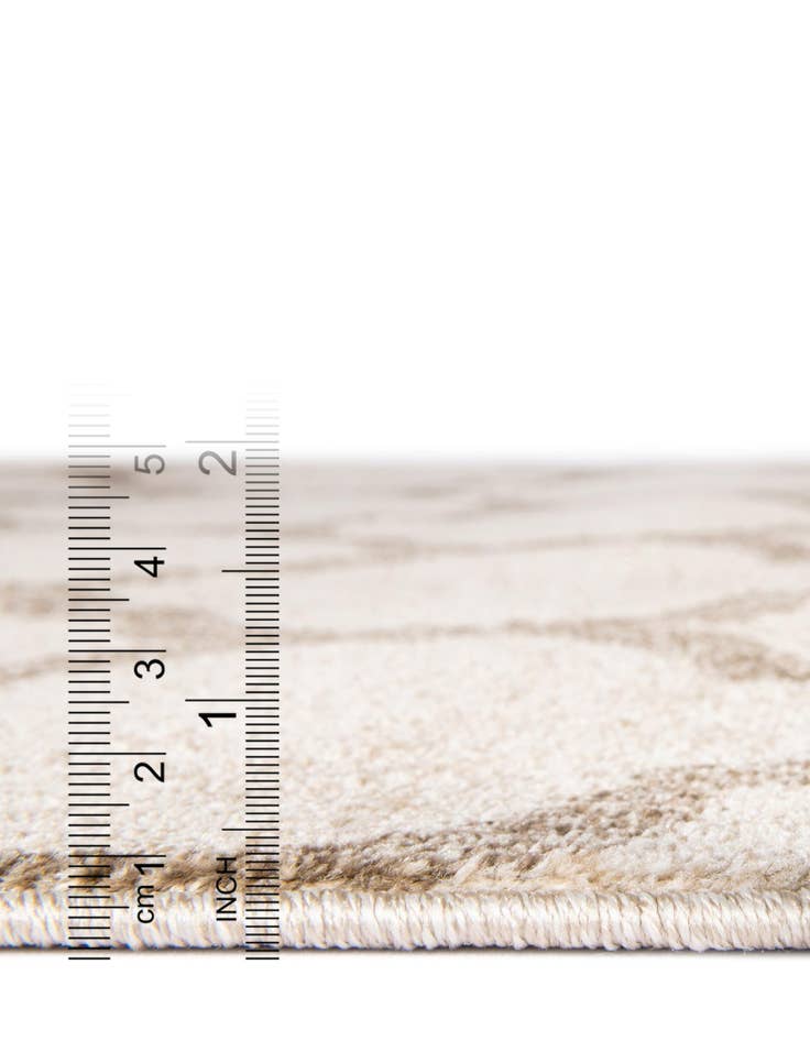 Detail image of 7' 10 x 7' 10 Lattice Square Rug