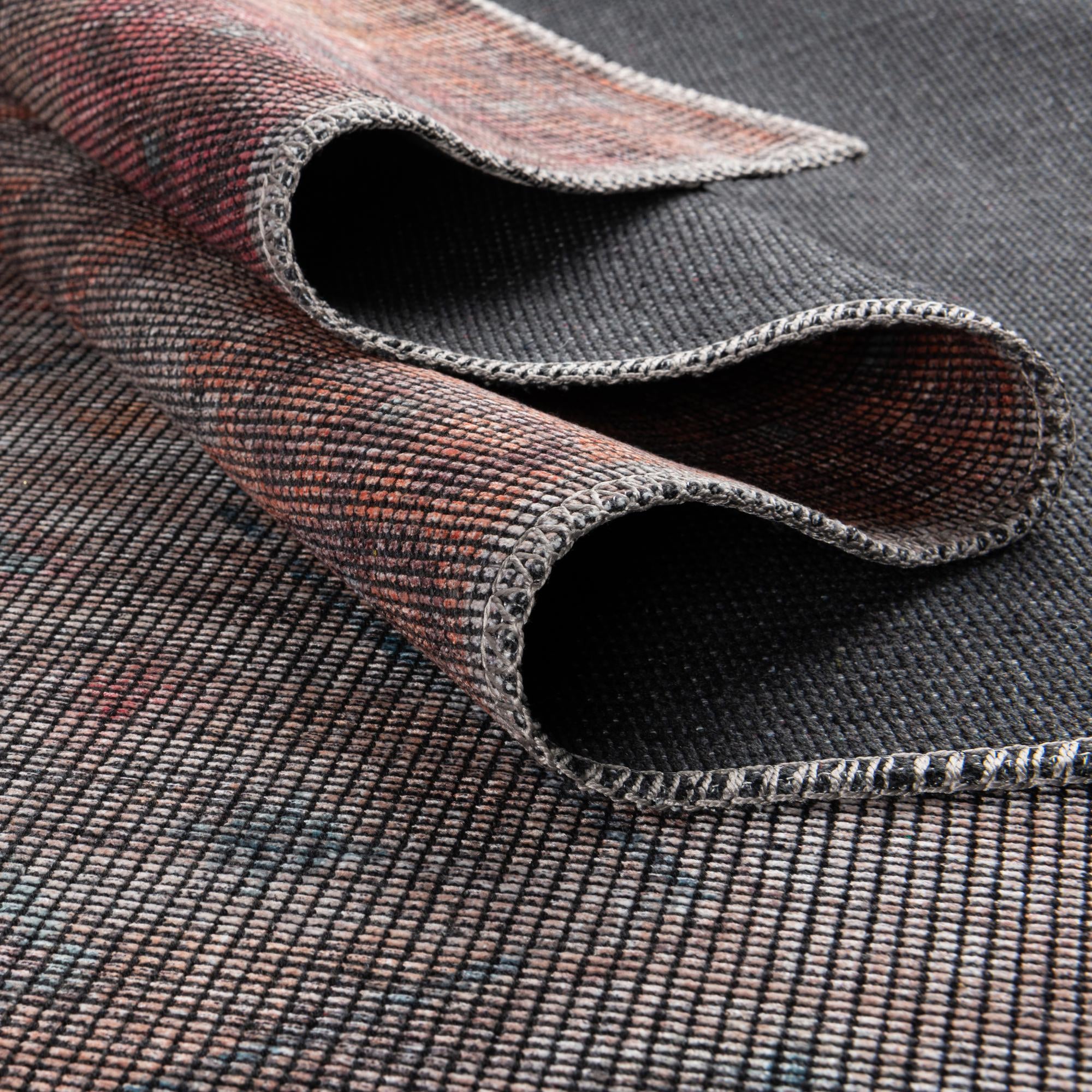 4' x 6' Washable Sisu Rug