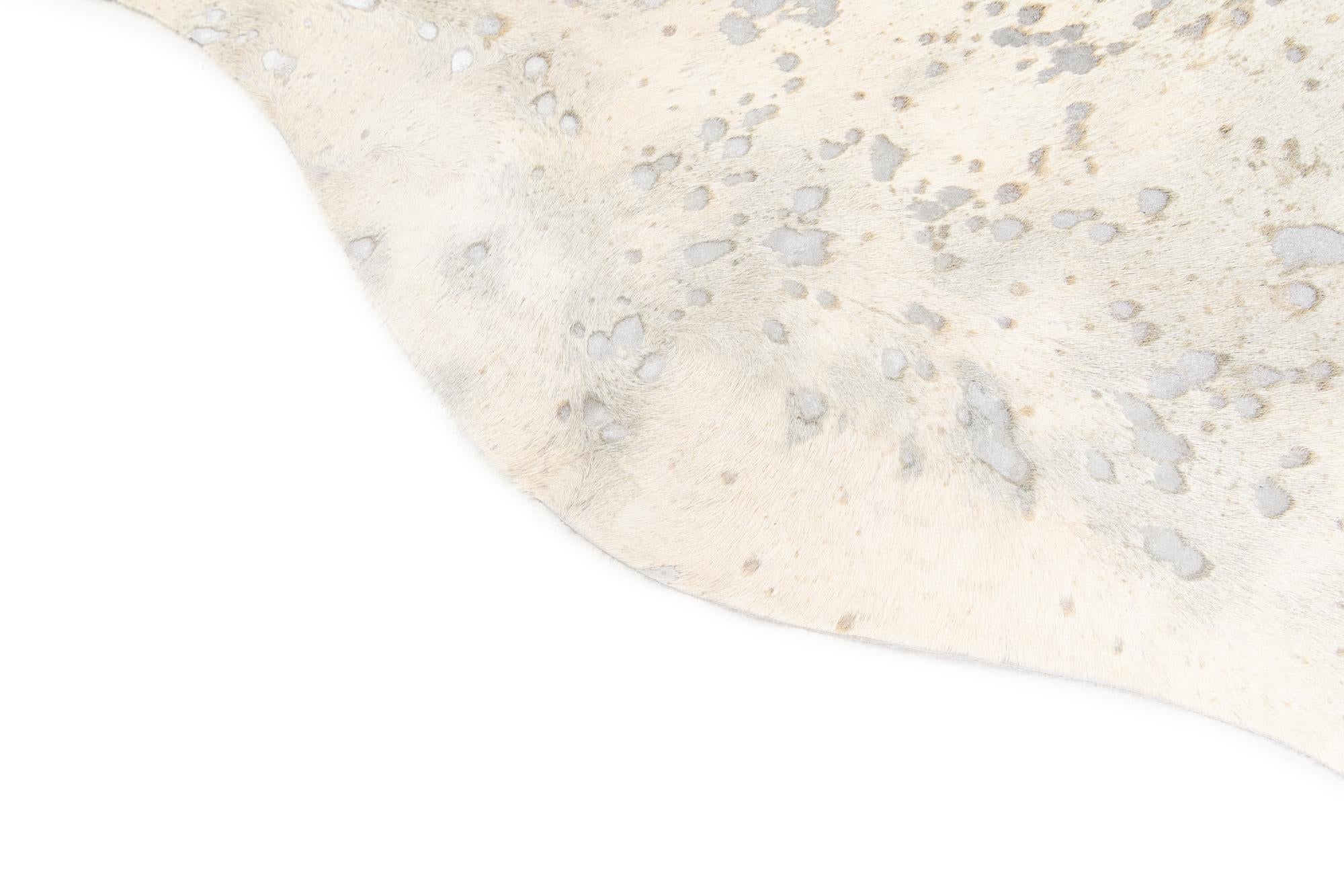 205cm x 230cm Cowhide Leather Alfombra Freeform