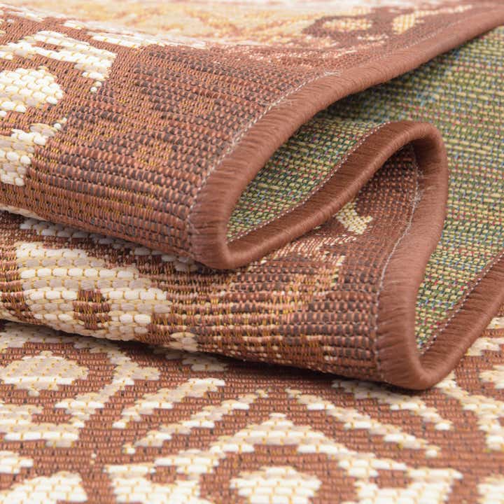 10' x 12' 2 Easy-Clean Trellis Indoor / Outdoor Rug