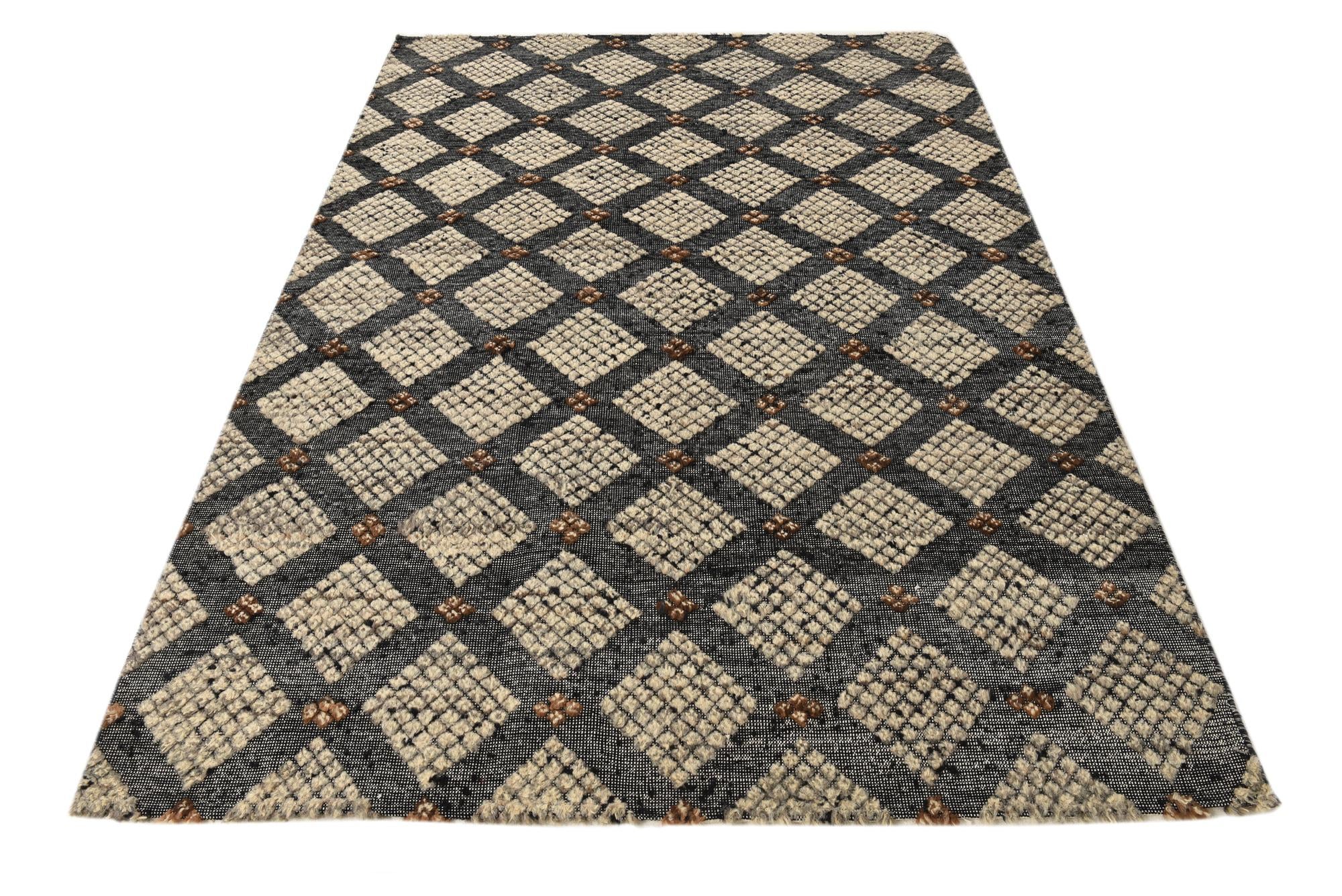 5' 7 x 7' 9 Hand Knotted Darya Wool Rug