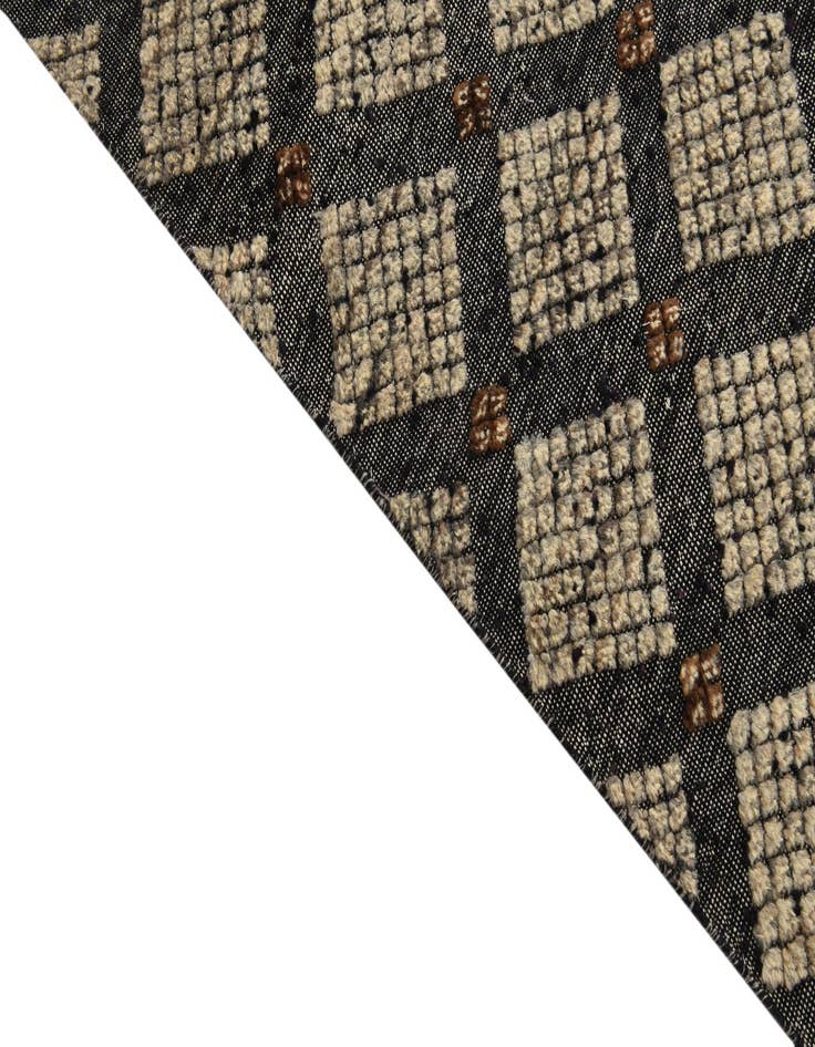 Detail image of 5' 7 x 7' 9  Hand Knotted Darya Wool Rug