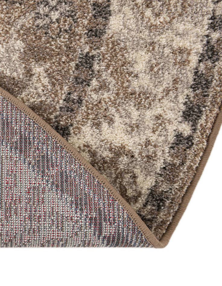 Detail image of 6' x 6' Madeline Round Rug