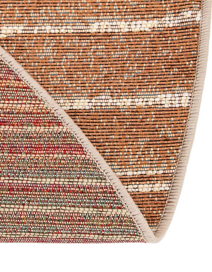 Detail image of 5' x 5'  Washable Modern Indoor / Outdoor Round Rug