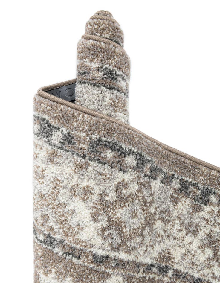 Detail image of 2' x 6' Carrington Runner Rug