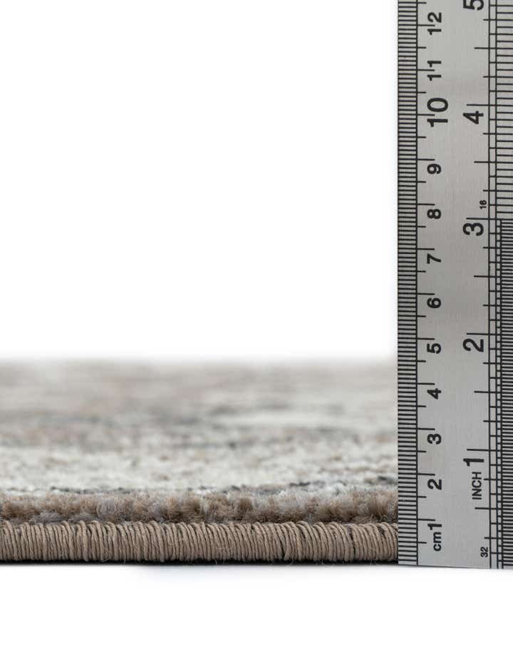 7' 10 x 7' 10 Madeline Square Rug