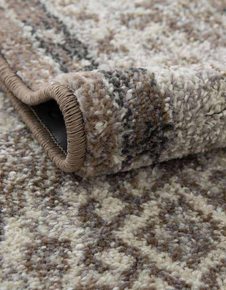 7' 10 x 7' 10 Madeline Square Rug