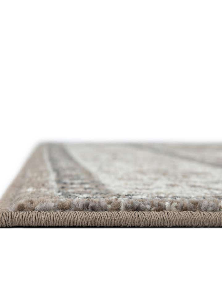 7' 10 x 7' 10 Madeline Square Rug