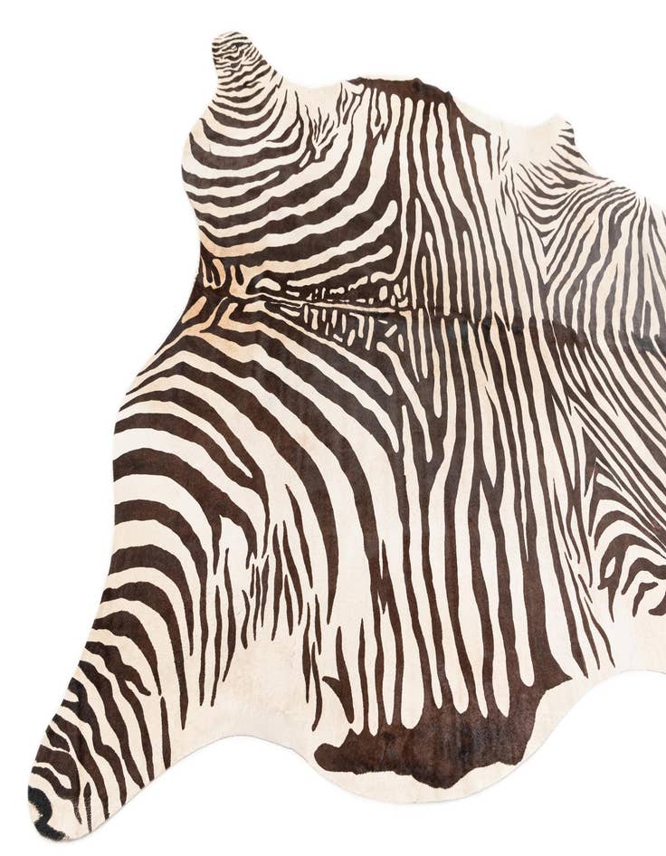 Detail image of 6' 1 x 6' 11 Cowhide Leather Freeform Rug