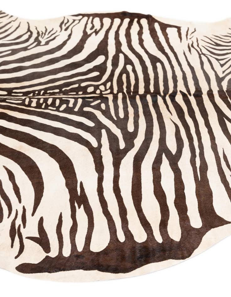 Detail image of 6' 1 x 6' 11 Cowhide Leather Freeform Rug