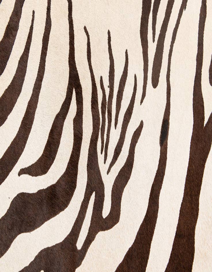 Detail image of 6' 1 x 6' 11 Cowhide Leather Freeform Rug