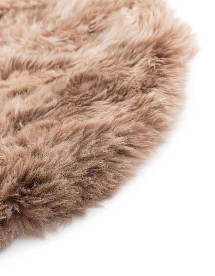 4' 9 x 6' Natural Sheepskin Freeform Rug