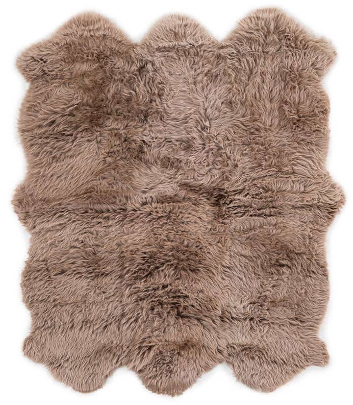 4' 9 x 6' Natural Sheepskin Freeform Rug