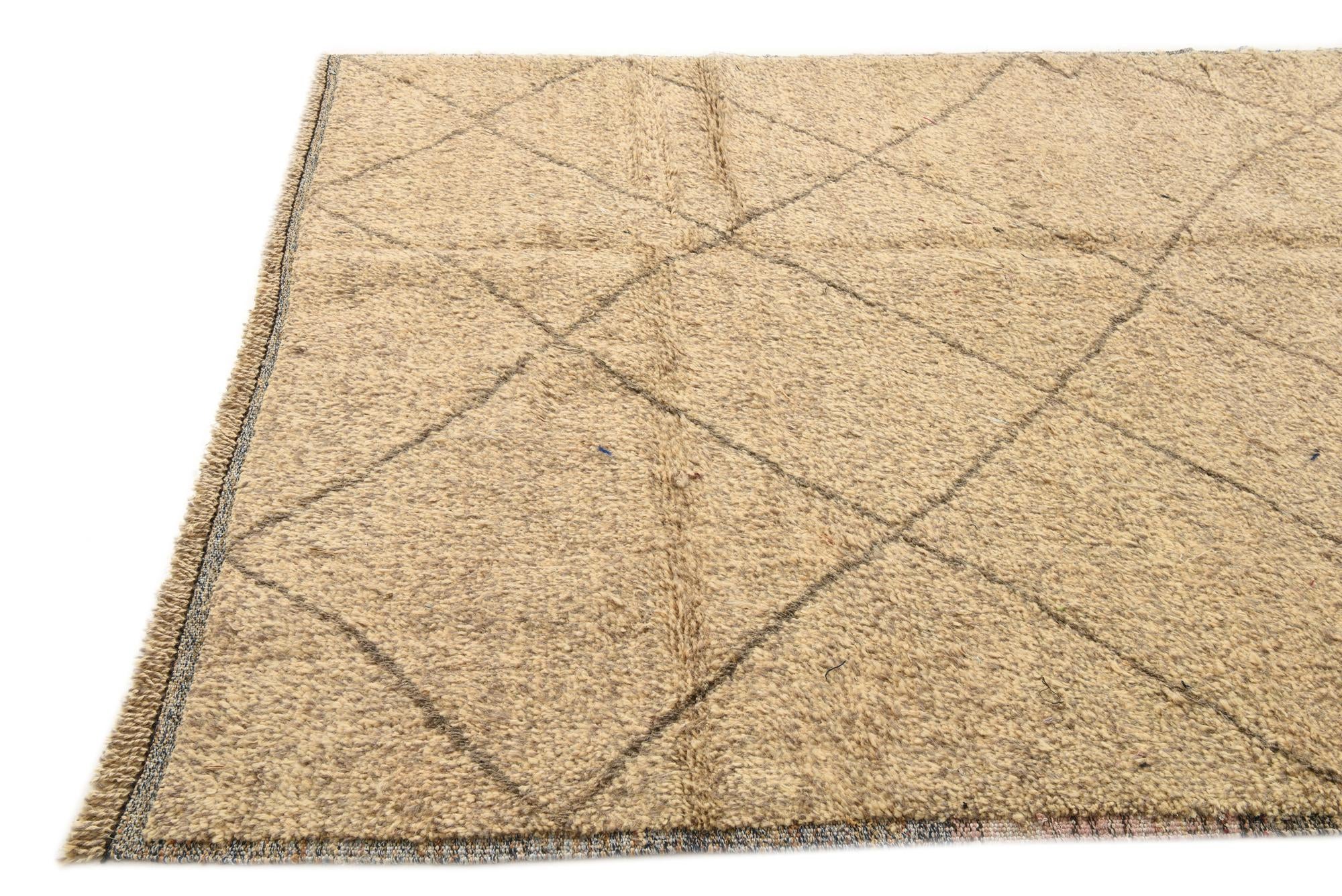 6' 2 x 9' 2 Hand Knotted Moroccan Wool Rug