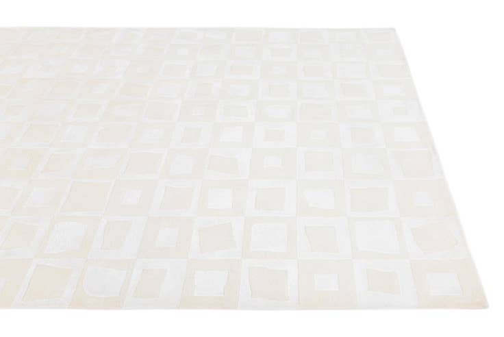Detail image of 5' 9 x 8' 2 Hand Knotted Darya Wool Rug