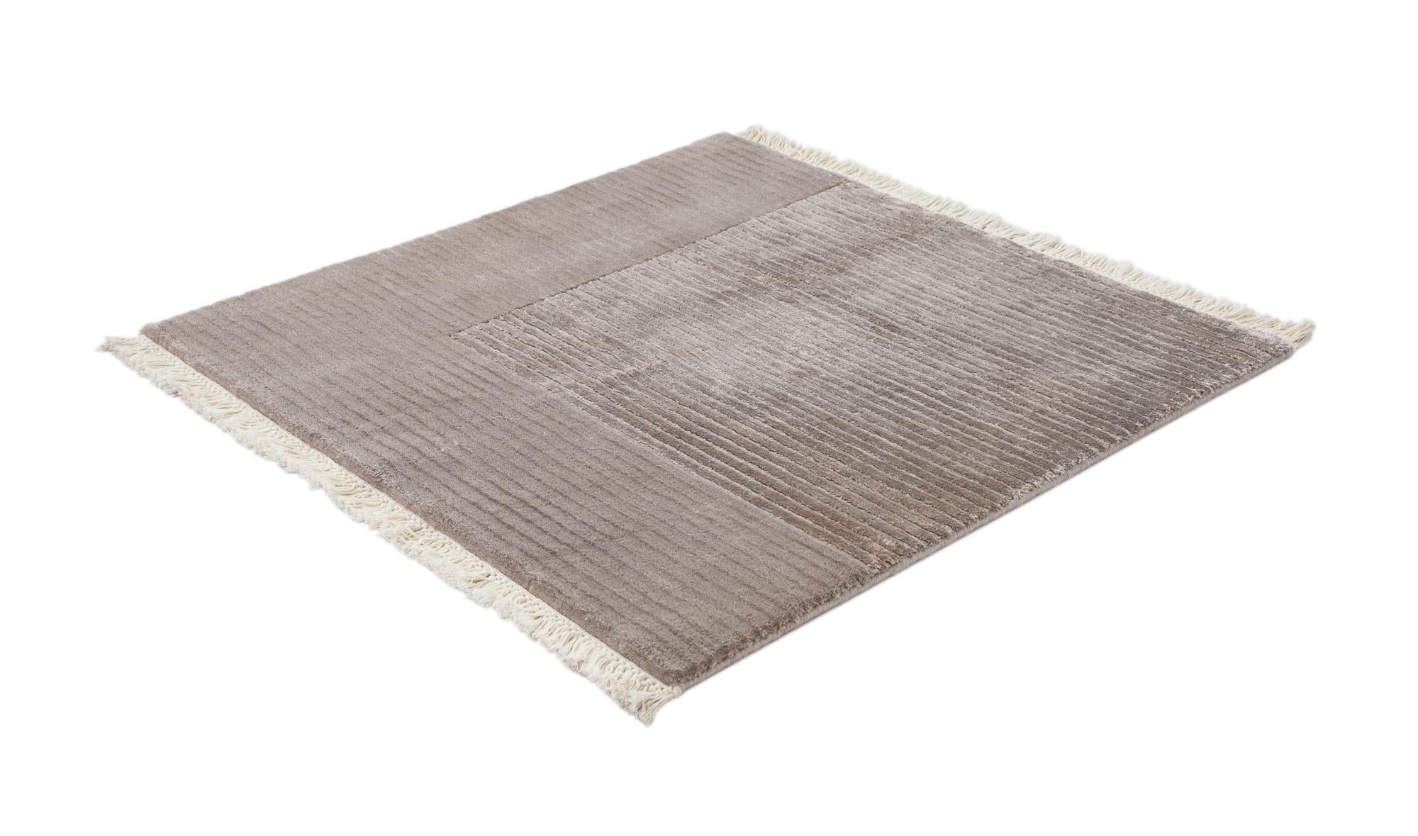 2' 6 x 2' 7 Hand Knotted Darya Wool Square Rug