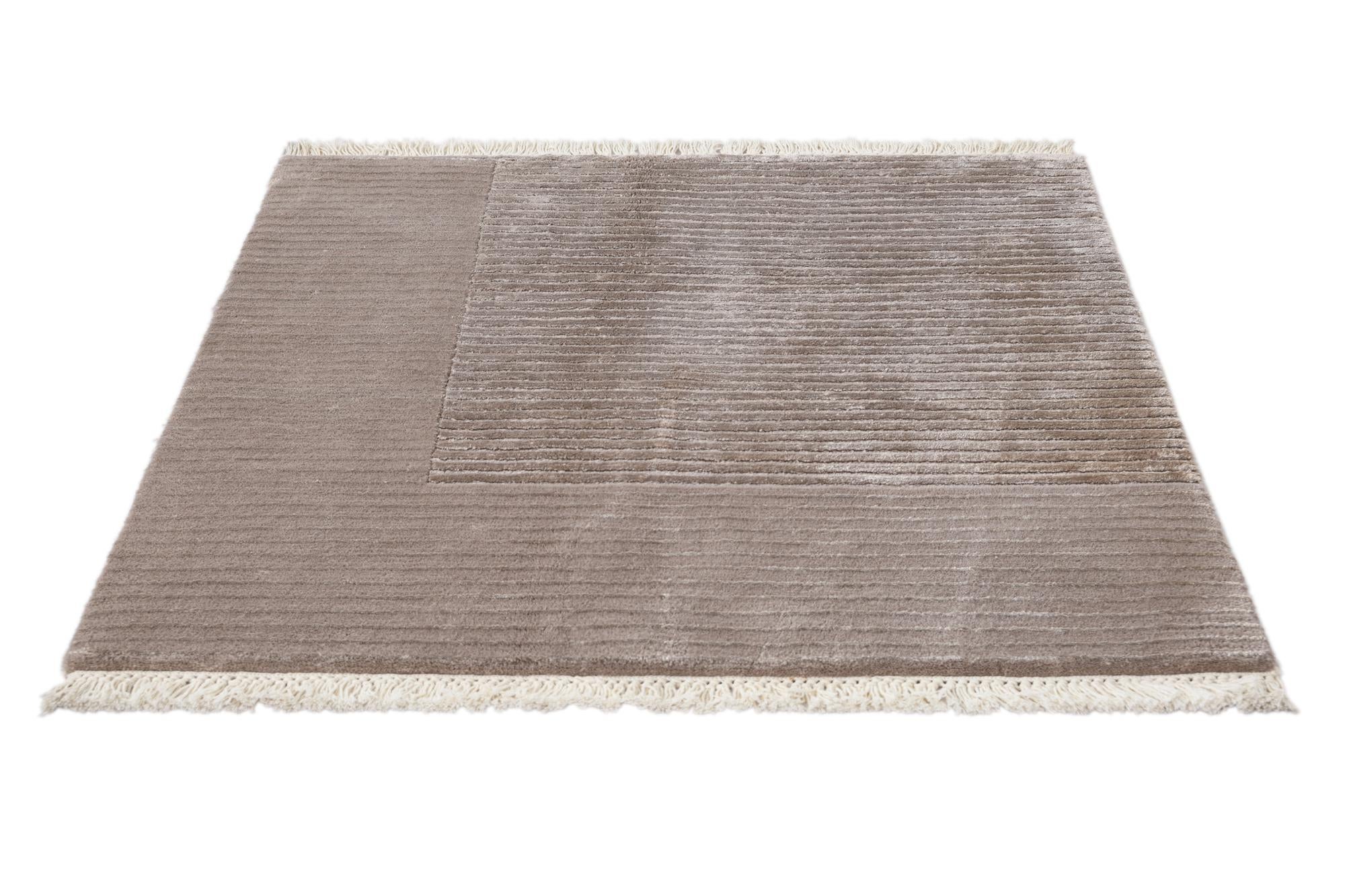 2' 6 x 2' 7 Hand Knotted Darya Wool Square Rug