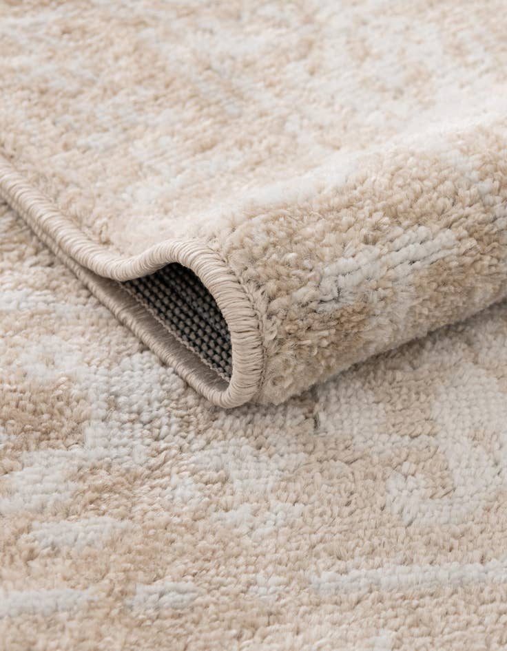 Detail image of 7' x 7' Oxford Octagon Rug