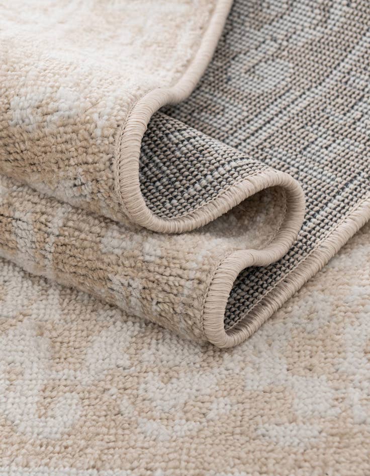 Detail image of 7' x 7' Oxford Octagon Rug