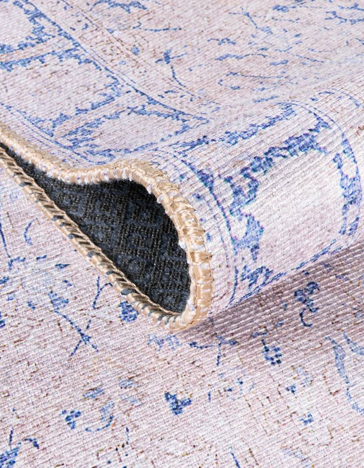 Detail image of 7' 6 x 7' 6 Timeless Octagon Rug