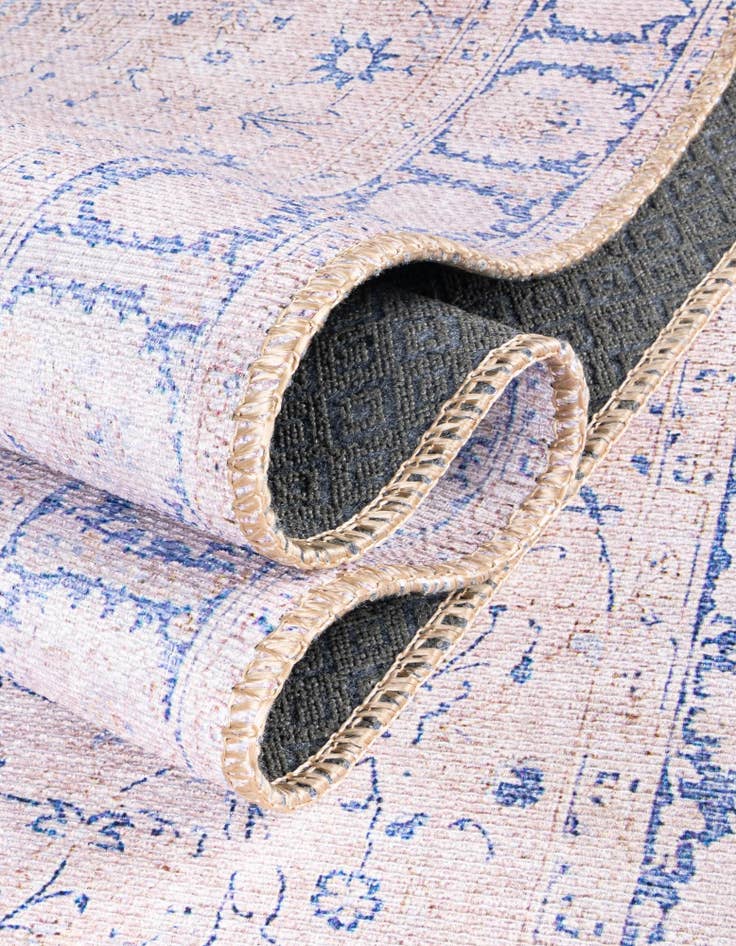 Detail image of 7' 6 x 7' 6 Timeless Octagon Rug