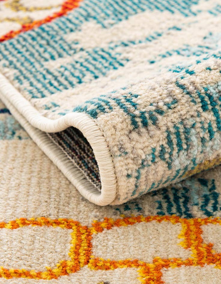 Detail image of 7' 10 x 10' Washable capri Oval Rug