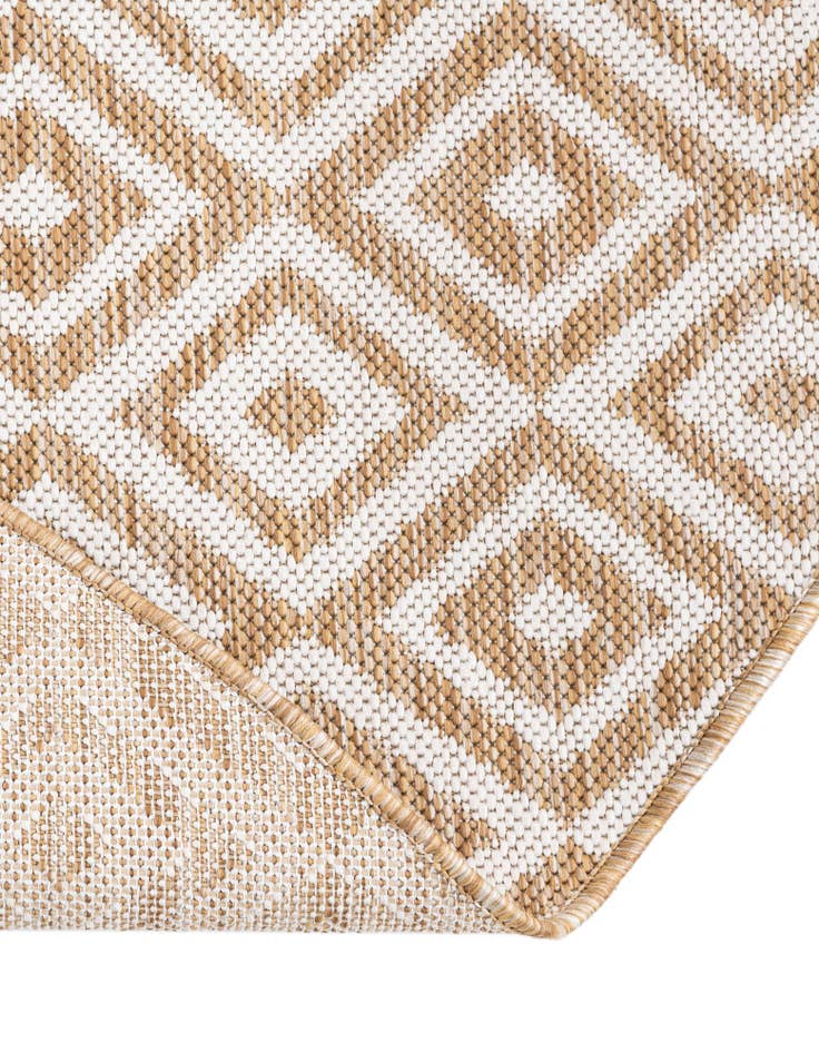 Detail image of 7' 10 x 10'  Washable Jill Zarin Costa Rica Indoor / Outdoor Oval Rug