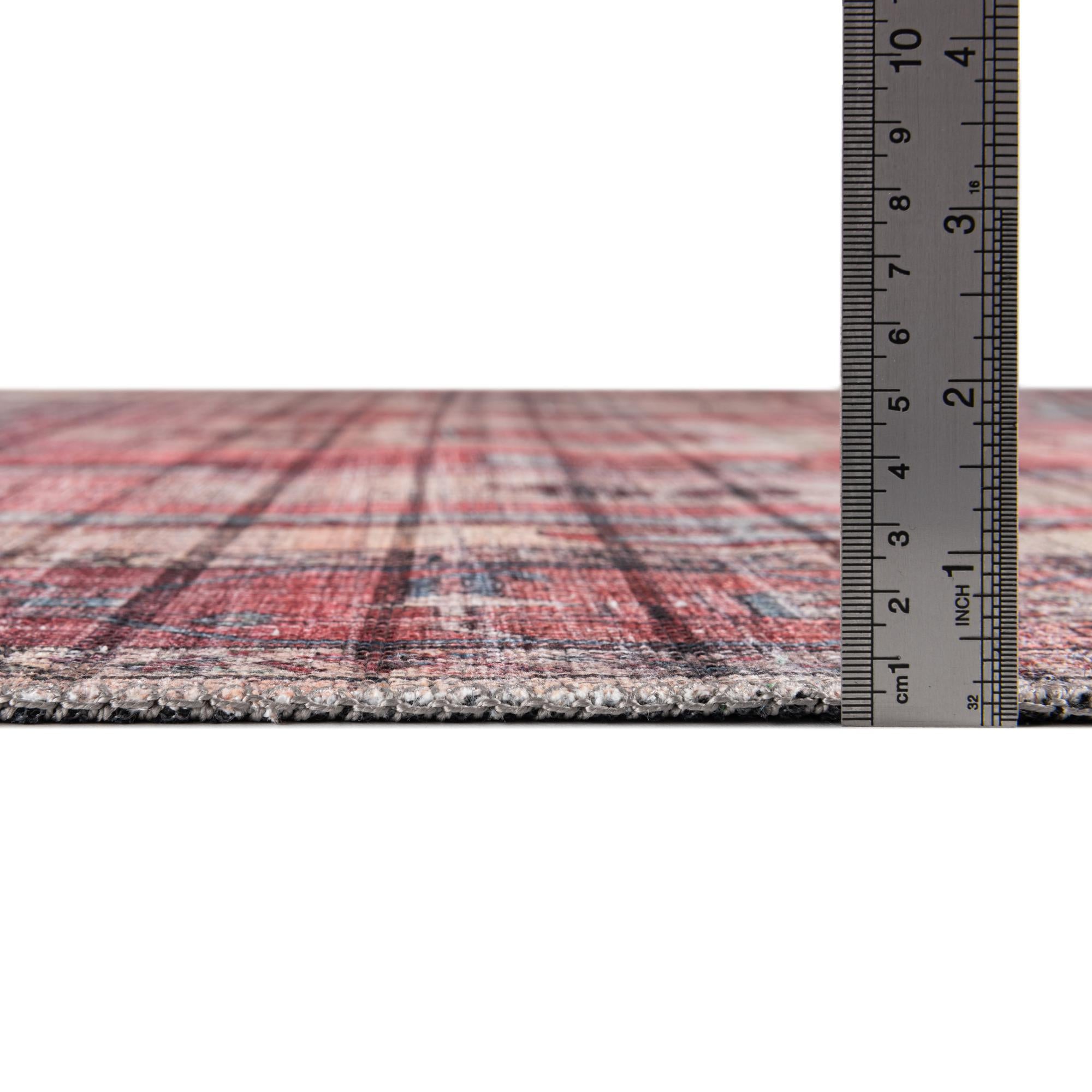 5' 3 x 8' Washable Maahru Oval Rug