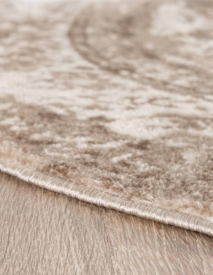 Detail image of 4' 1 x 6' 1 Monte Carlo Oval Rug