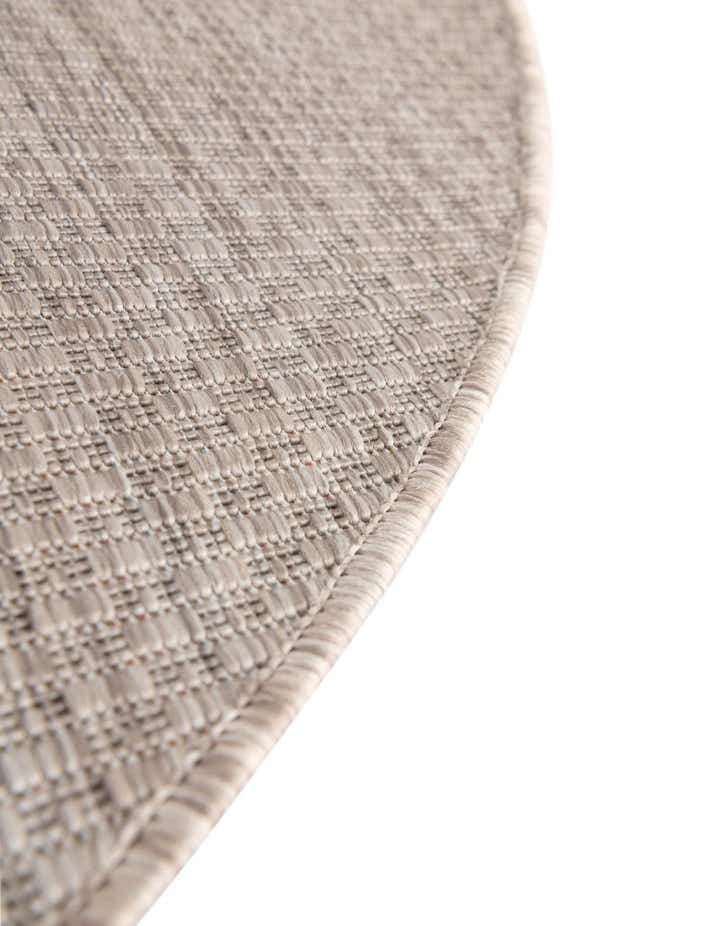 5' 3 x 8' Easy-Clean Solid Indoor / Outdoor Oval Rug