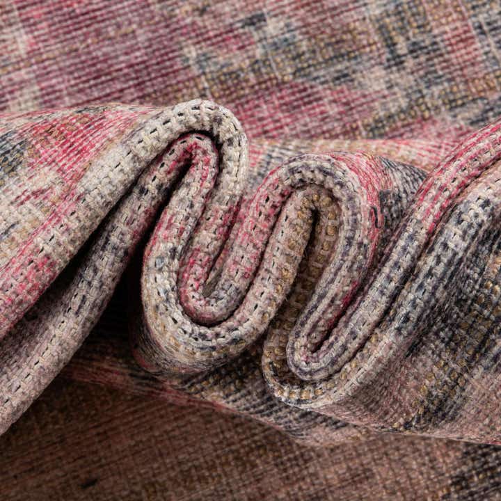 2' 7 x 16' 5 Washable Nostalgia Runner Rug