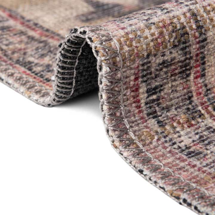 2' 7 x 16' 5 Washable Nostalgia Runner Rug
