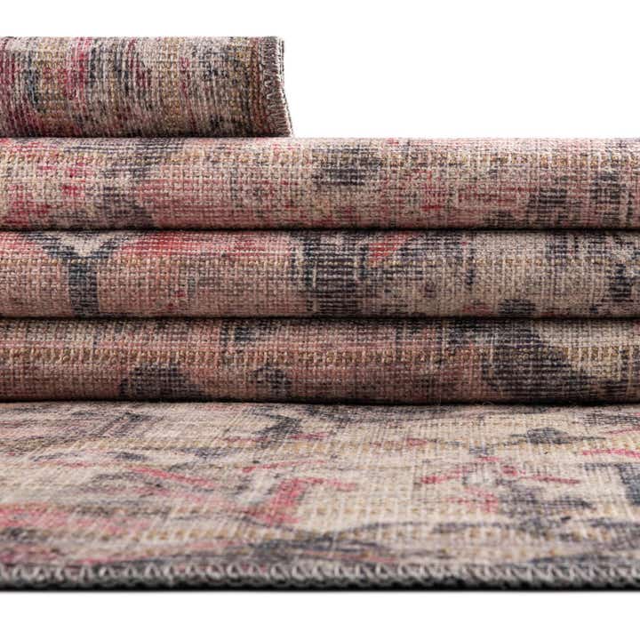 2' 7 x 16' 5 Washable Nostalgia Runner Rug